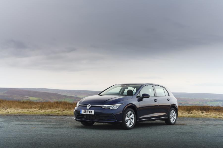  Volkswagen Golf Life 2020 года  (UK) (фото 1 из 40)